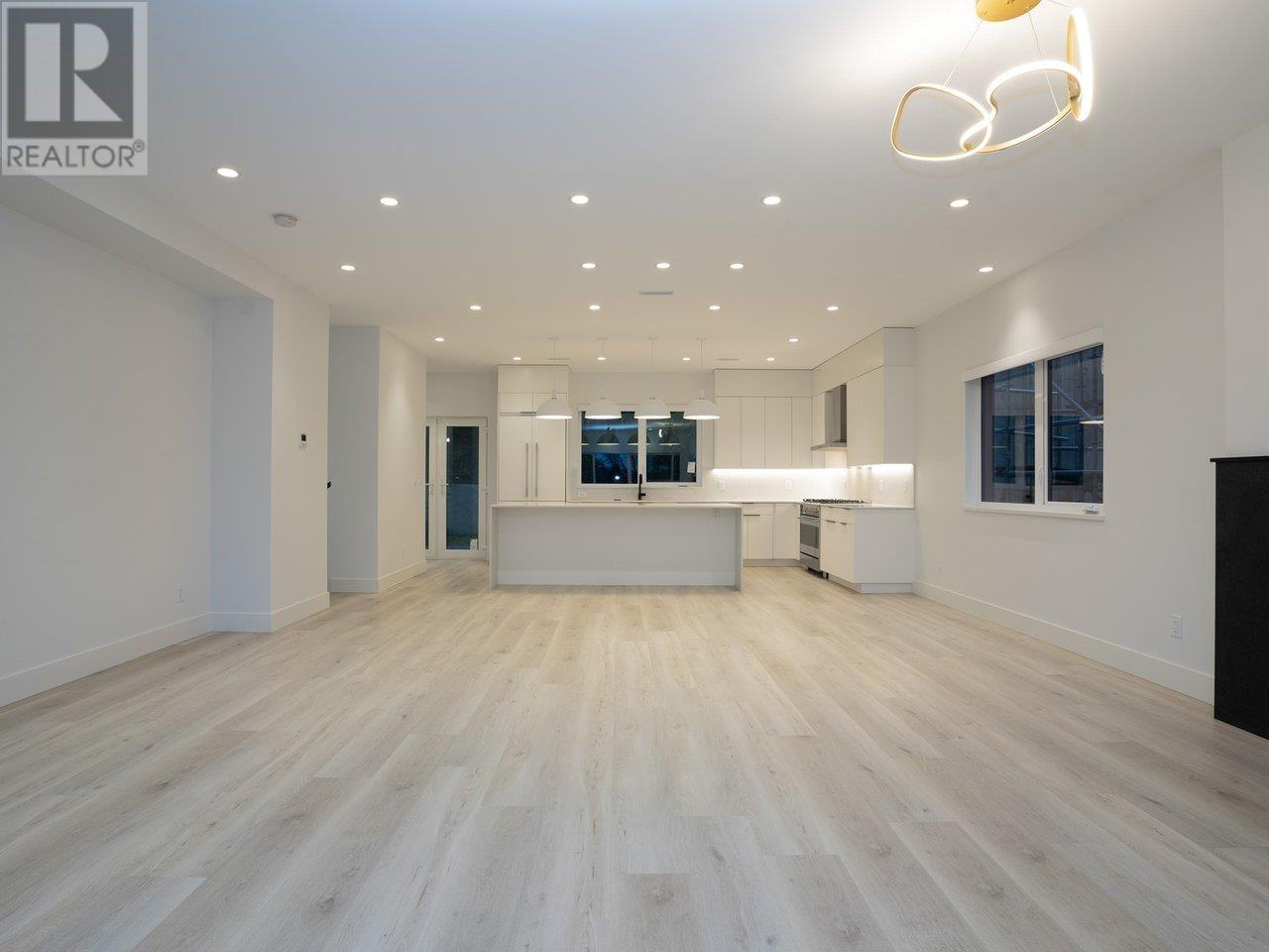 1115 E Keith Road, North Vancouver, British Columbia  V7L 1X4 - Photo 10 - R2858792