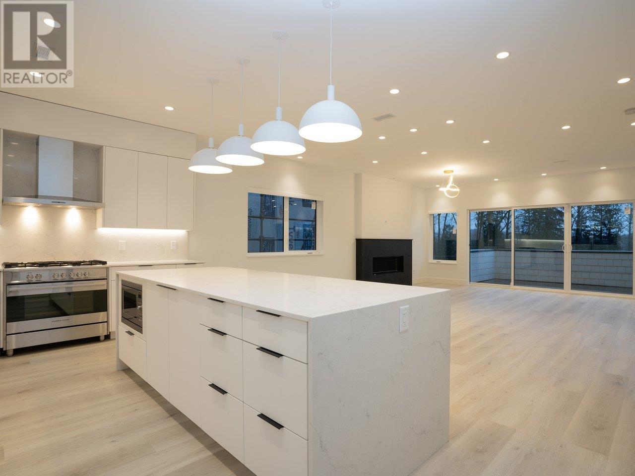 1115 E Keith Road, North Vancouver, British Columbia  V7L 1X4 - Photo 9 - R2858792