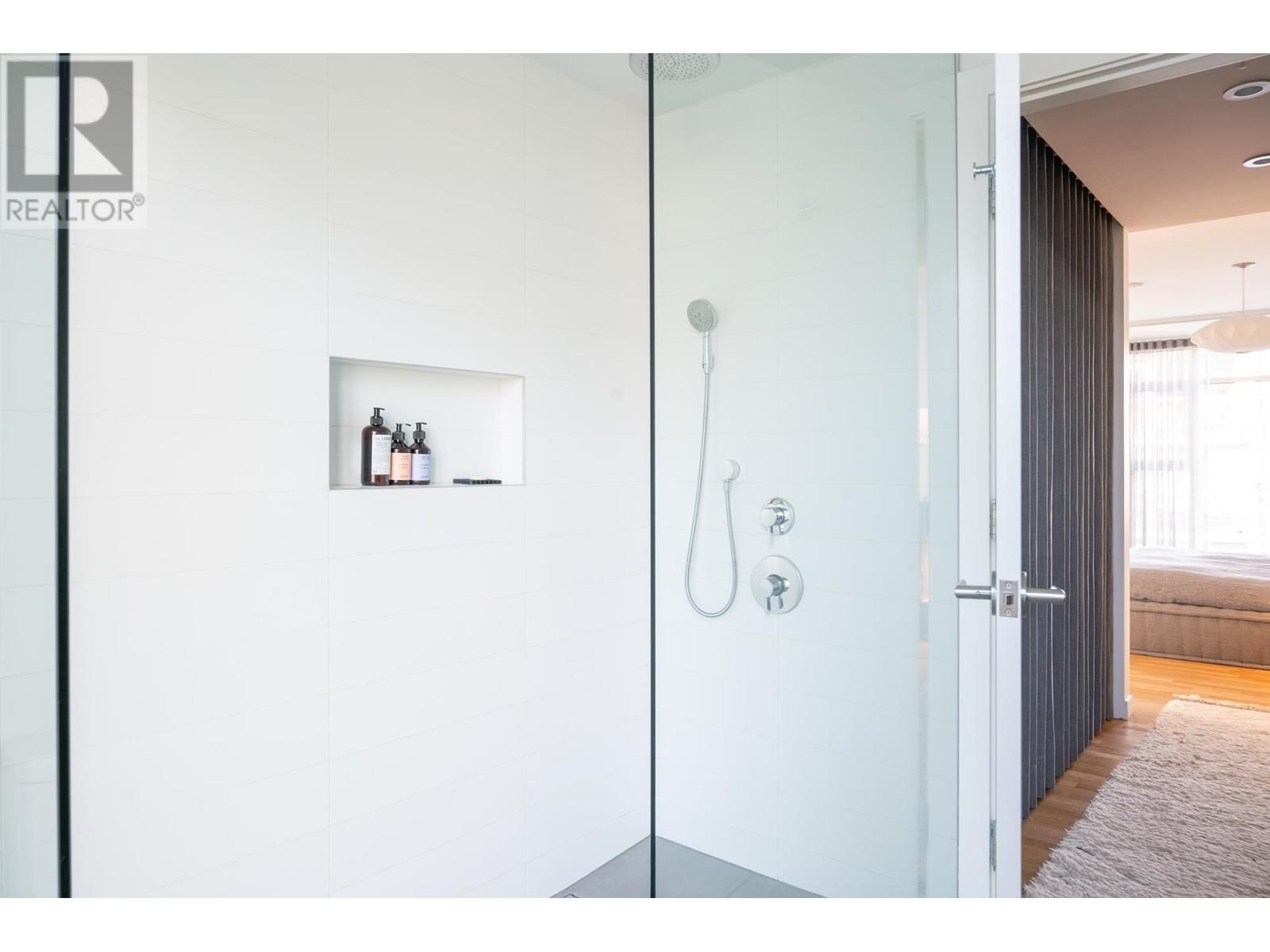 702 1555 W 8th Avenue, Vancouver, British Columbia  V6J 1T5 - Photo 34 - R2858710