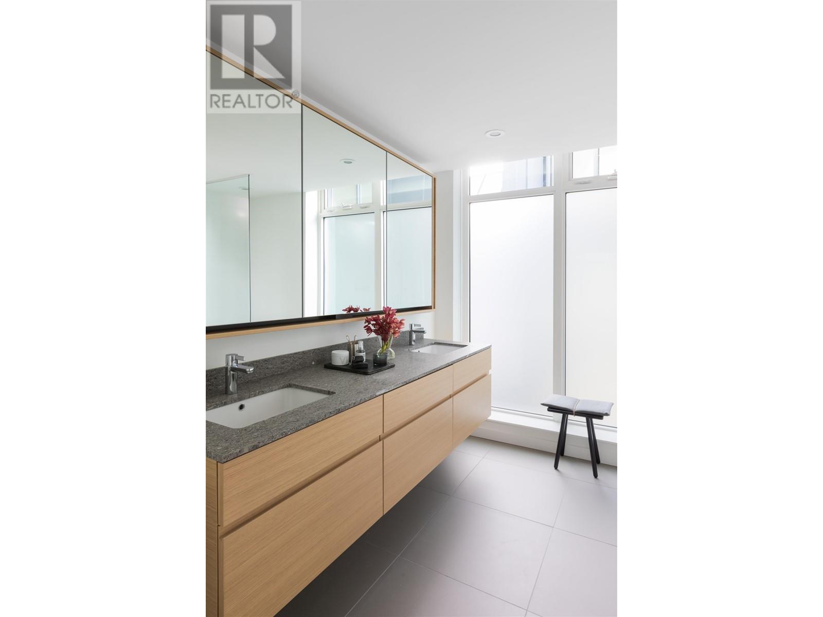 702 1555 W 8th Avenue, Vancouver, British Columbia  V6J 1T5 - Photo 31 - R2858710