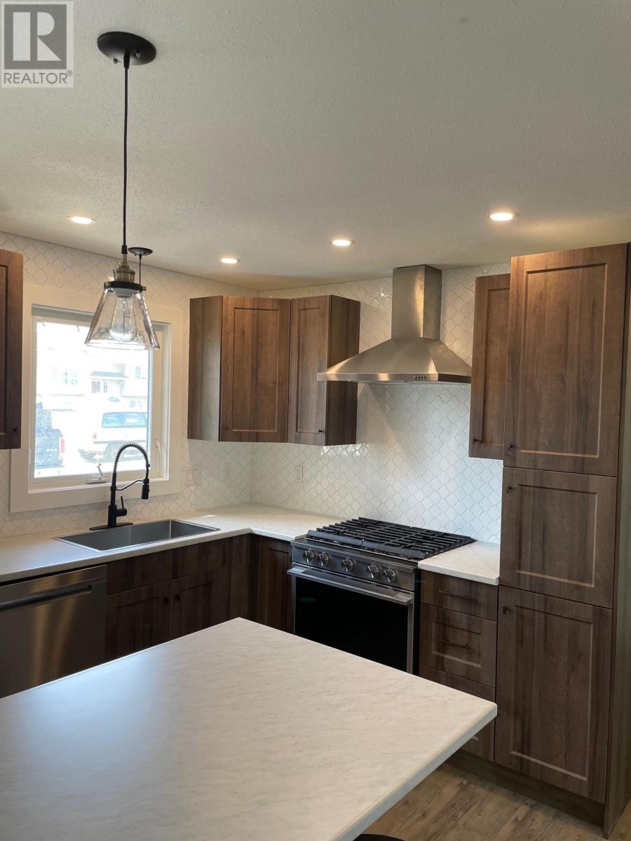 8120 96 Avenue, Fort St. John, British Columbia  V1J 1J6 - Photo 8 - R2856785