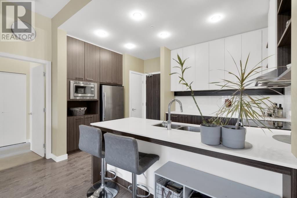 412 618 Como Lake Avenue, Coquitlam, British Columbia  V3J 0G1 - Photo 7 - R2858821