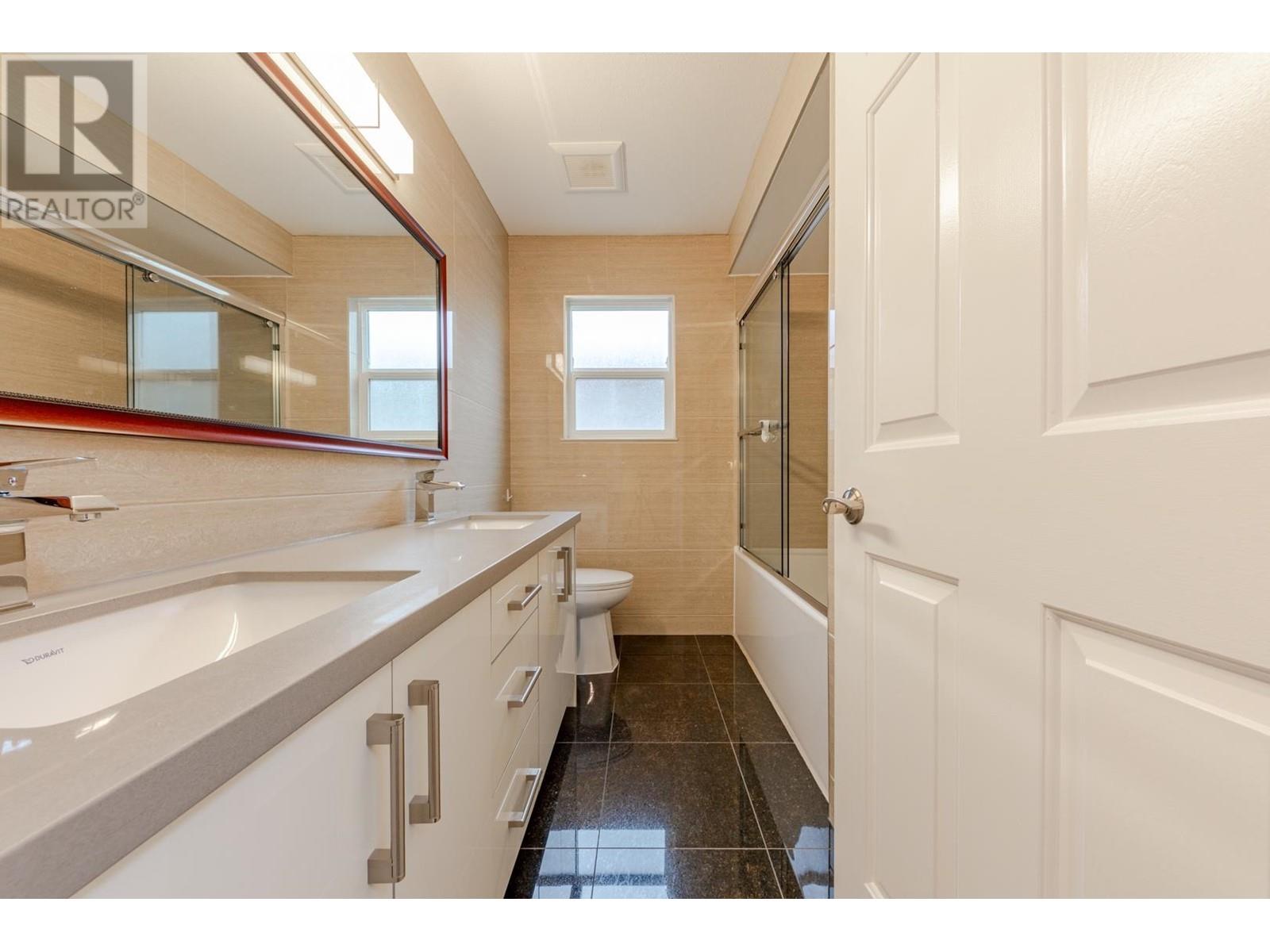 2169 E 48th Avenue, Vancouver, British Columbia  V5P 1R7 - Photo 19 - R2858591