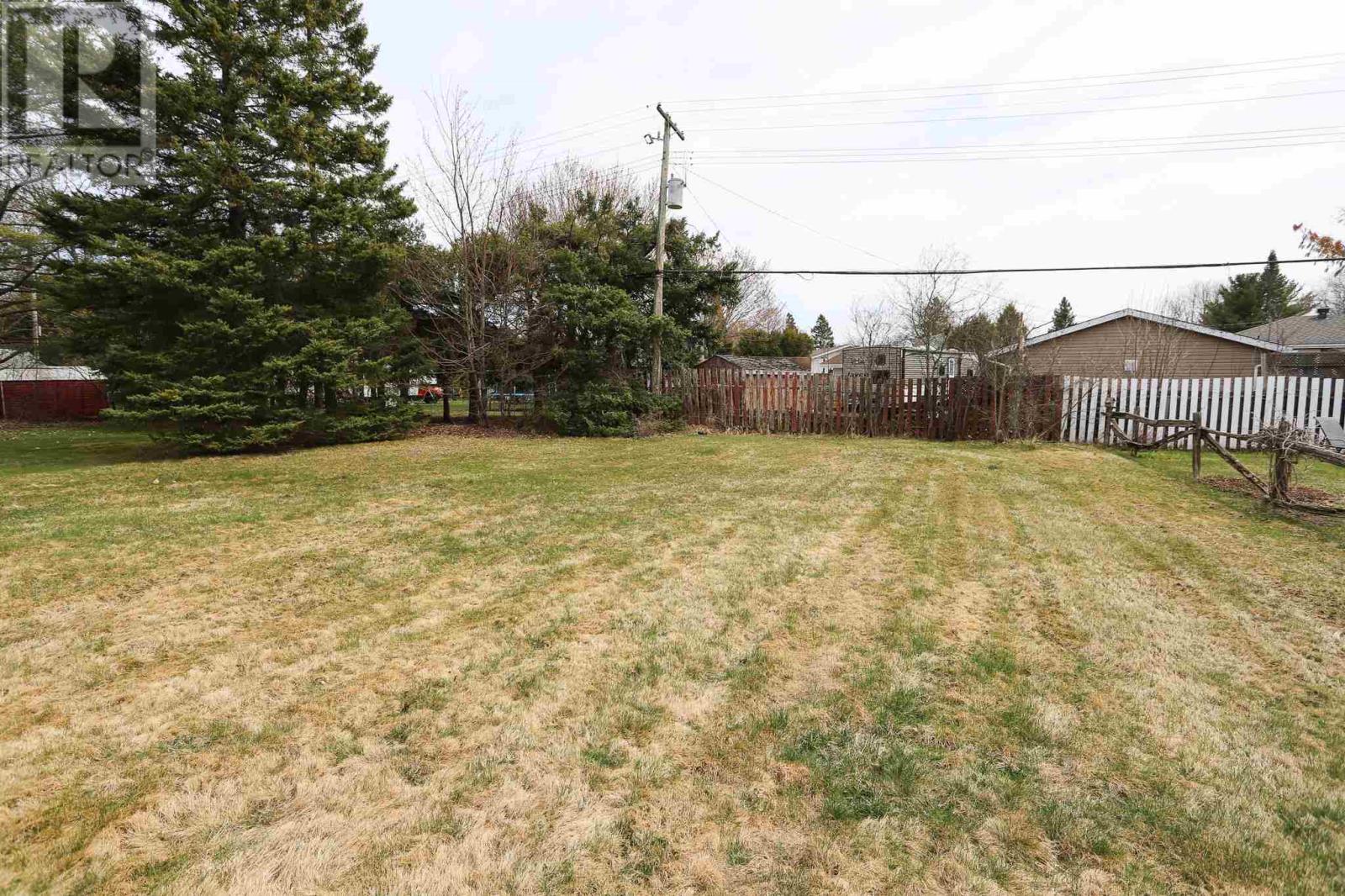 127 Eastern Ave, Sault Ste. Marie, Ontario  P6A 4R3 - Photo 6 - SM240488