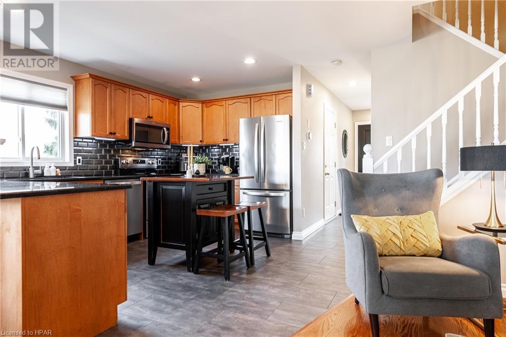 76 Walsh Crescent, Stratford, Ontario  N5A 7X8 - Photo 13 - 40552503
