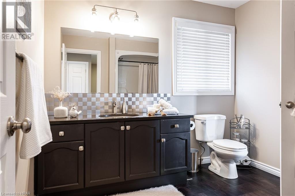 76 Walsh Crescent, Stratford, Ontario  N5A 7X8 - Photo 22 - 40552503