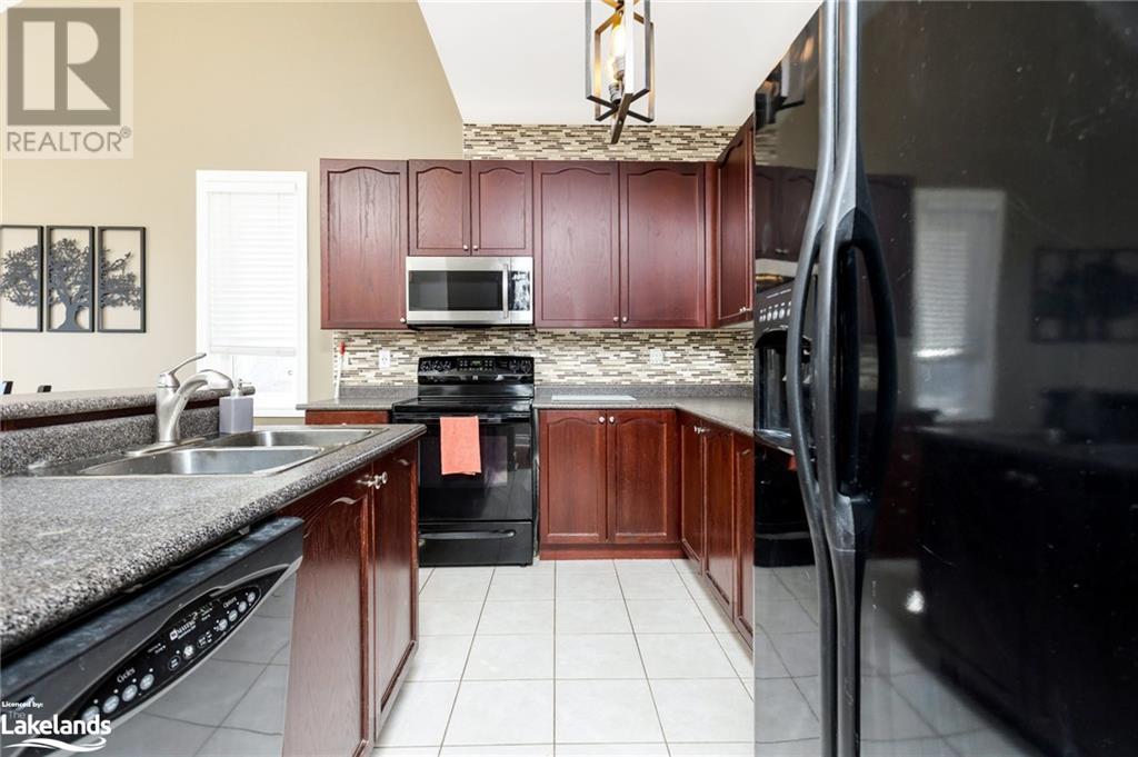 7 Cardinal Way, Wasaga Beach, Ontario  L9Z 3B6 - Photo 6 - 40553054
