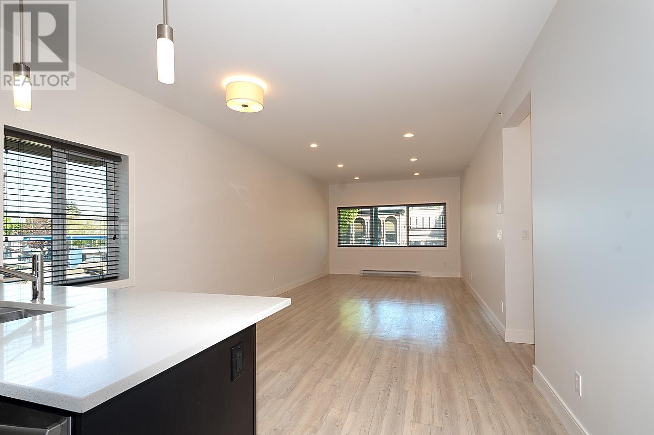 4548 Hastings Street, Burnaby, British Columbia  V5C 2K4 - Photo 10 - R2858859