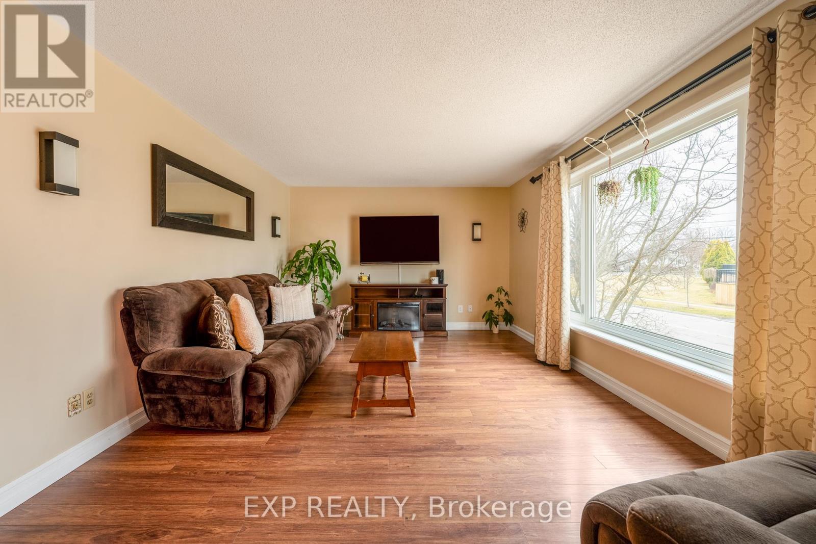 46 Grapeview Dr, St. Catharines, Ontario  L2R 6P9 - Photo 11 - X8134968