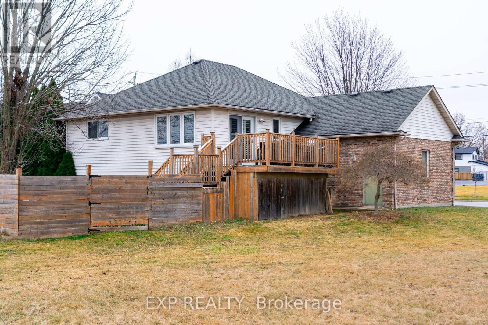 46 Grapeview Dr, St. Catharines, Ontario  L2R 6P9 - Photo 31 - X8134968