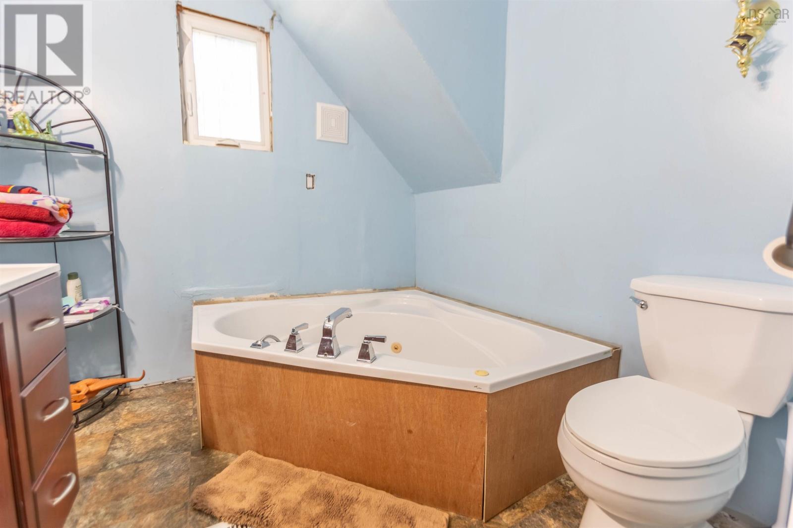 20 Clifford Street, Amherst, Nova Scotia  B4H 2E9 - Photo 14 - 202404475