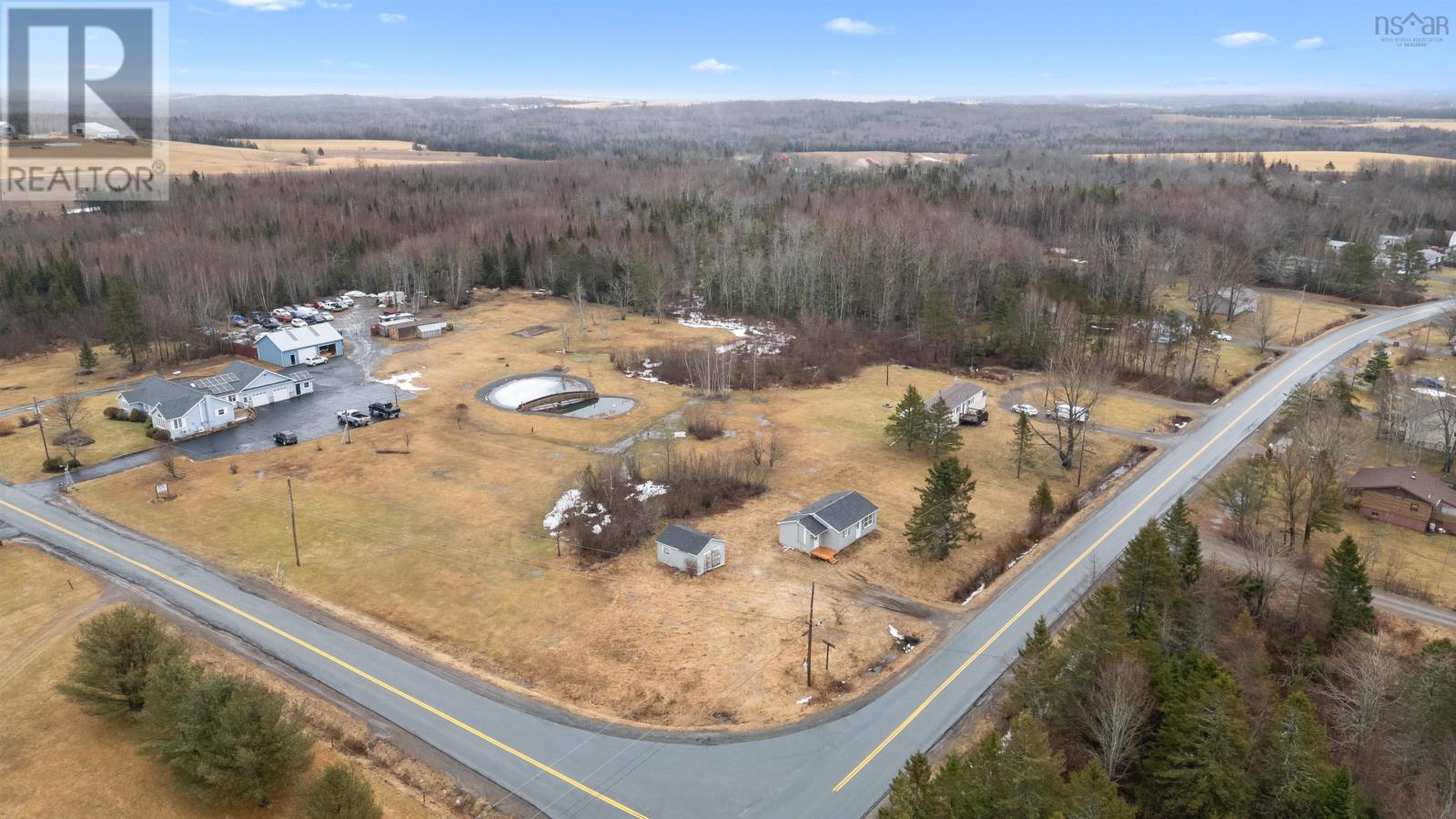 3441 Indian Road, Mill Village, Nova Scotia  B0N 2H0 - Photo 4 - 202404483