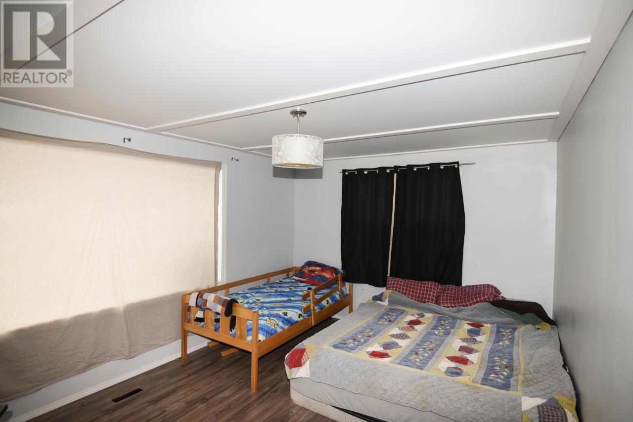 1404 Soues Street, Clinton, British Columbia  V0K 1K0 - Photo 11 - 177170
