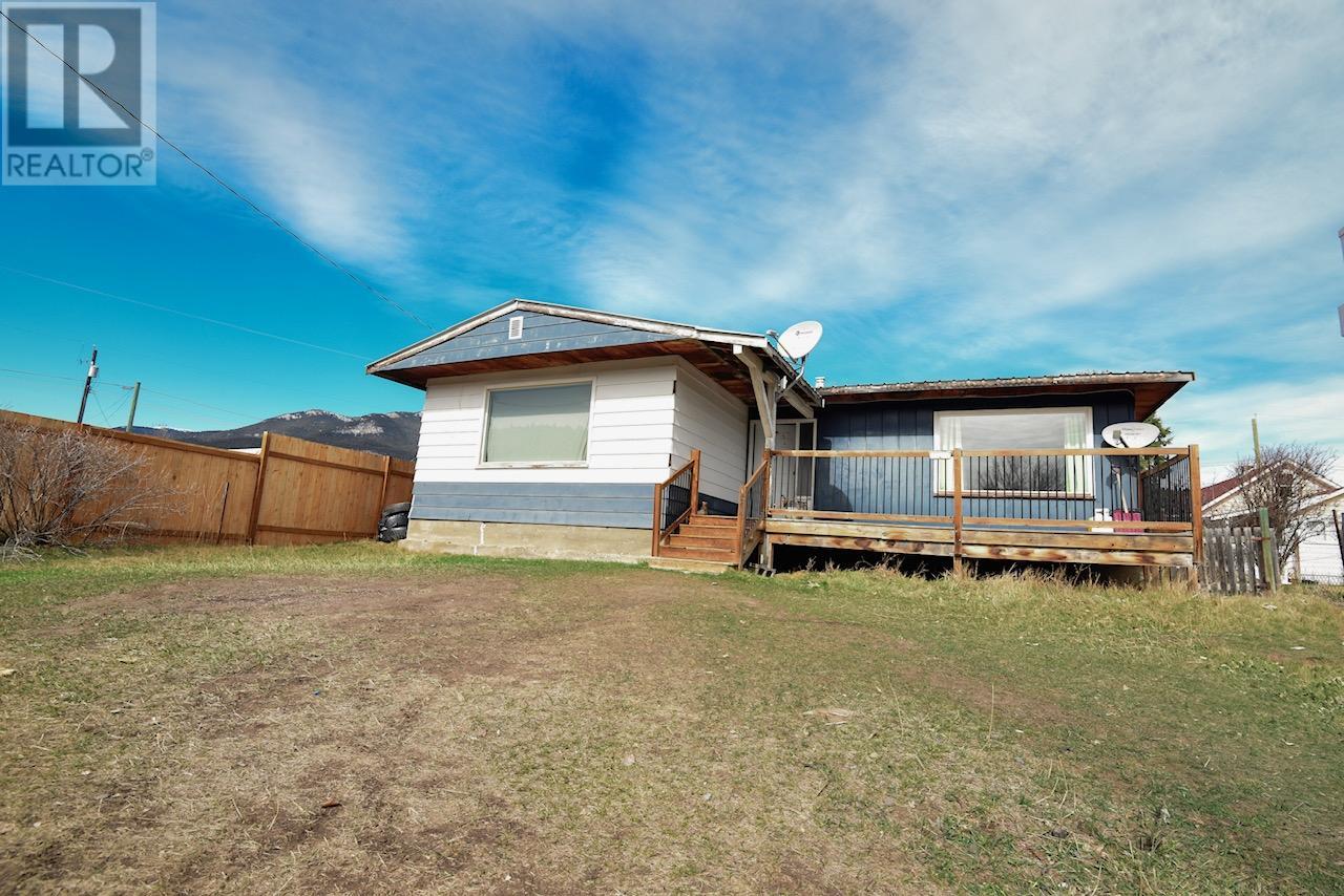 1404 Soues Street, Clinton, British Columbia  V0K 1K0 - Photo 2 - 177170