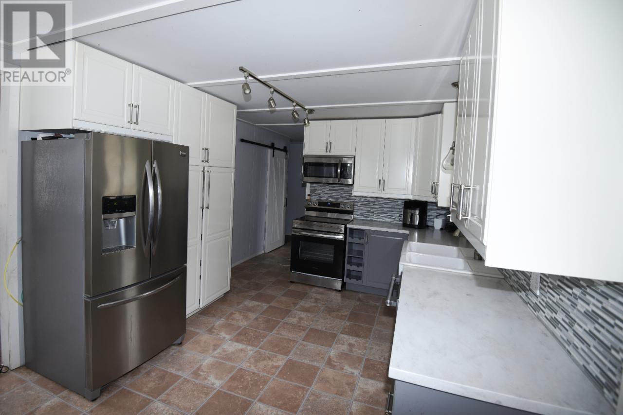 1404 Soues Street, Clinton, British Columbia  V0K 1K0 - Photo 8 - 177170