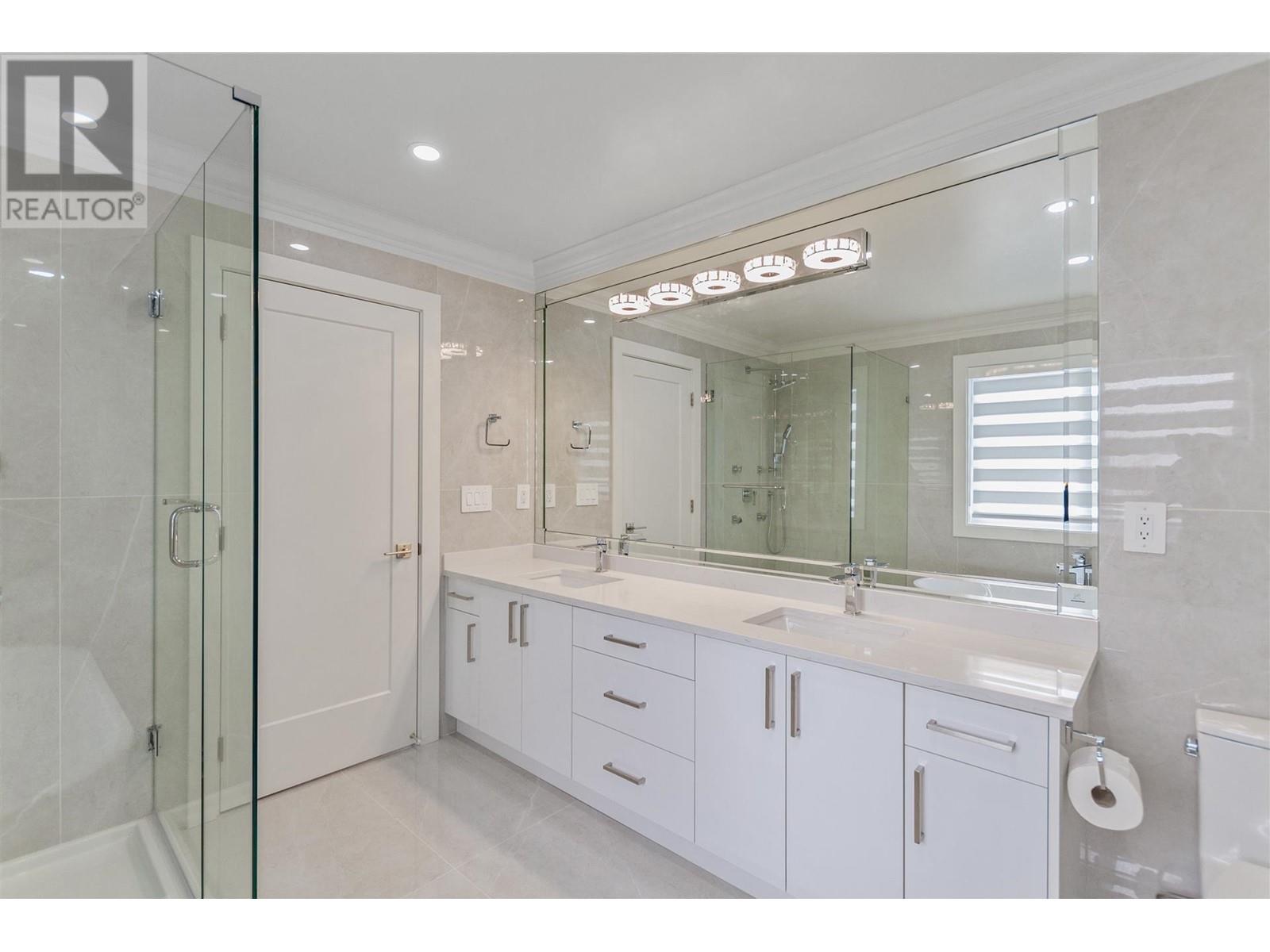 5343 Frances Street, Burnaby, British Columbia  V5B 1T4 - Photo 18 - R2858339