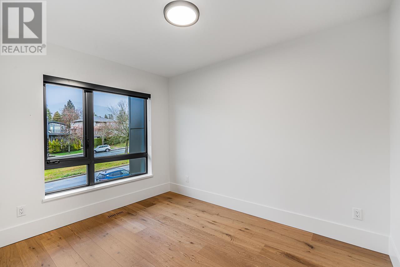 425 W Keith Road, North Vancouver, British Columbia  V7M 1M2 - Photo 18 - R2858896
