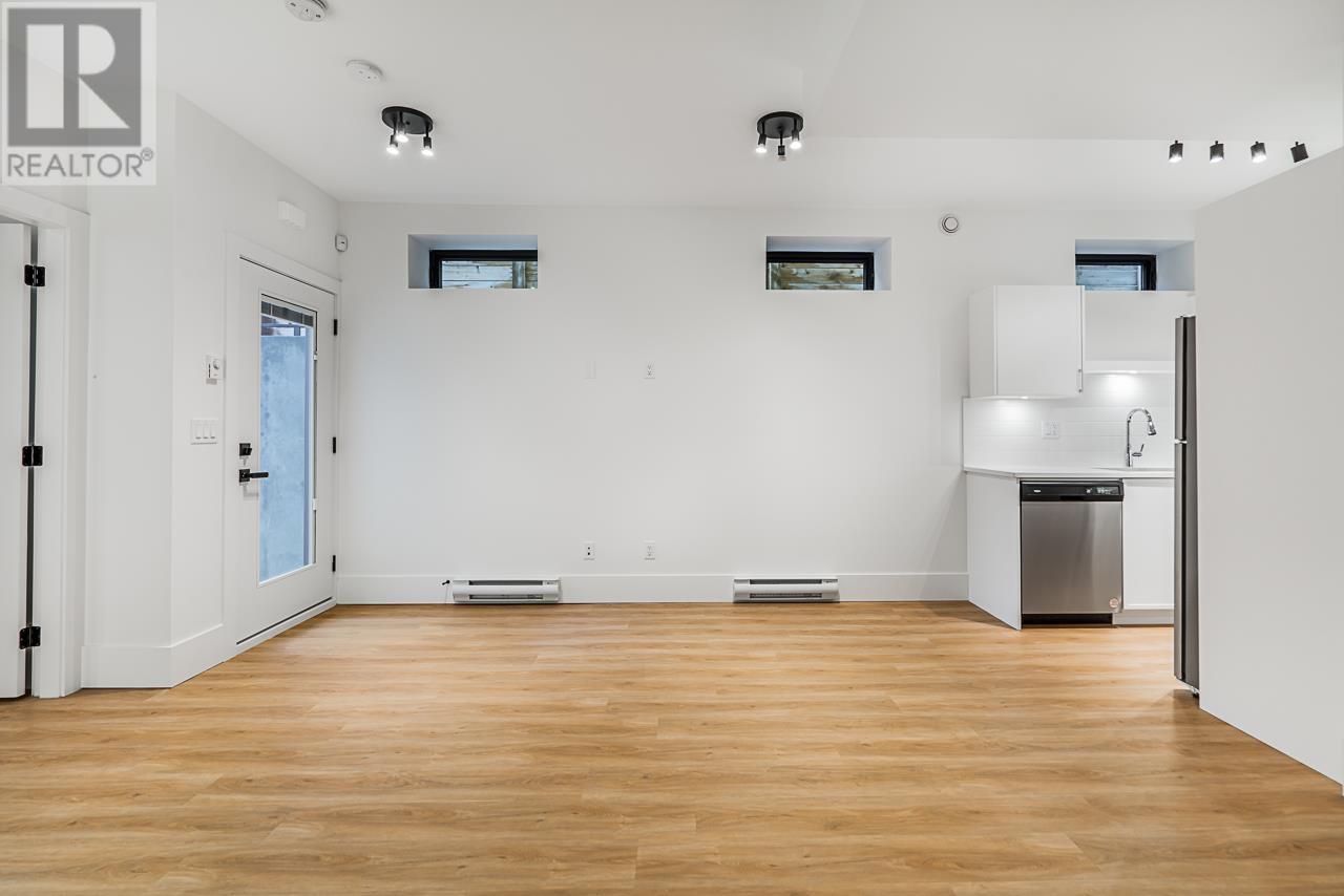 425 W Keith Road, North Vancouver, British Columbia  V7M 1M2 - Photo 26 - R2858896