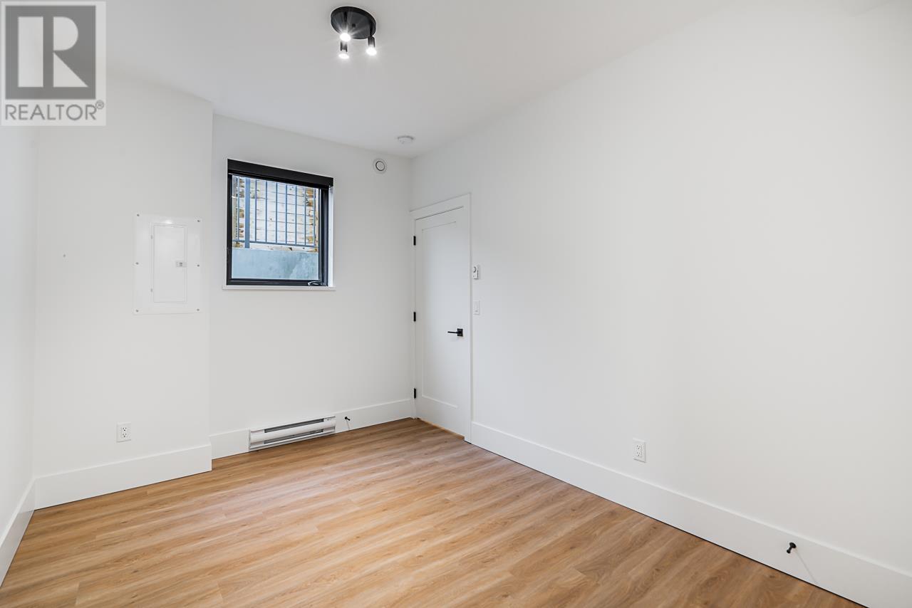 425 W Keith Road, North Vancouver, British Columbia  V7M 1M2 - Photo 29 - R2858896