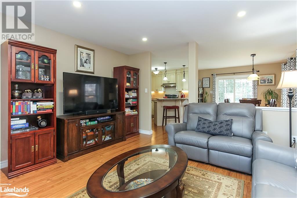 99 Lily Drive, Wasaga Beach, Ontario  L9Z 2Z2 - Photo 10 - 40552421