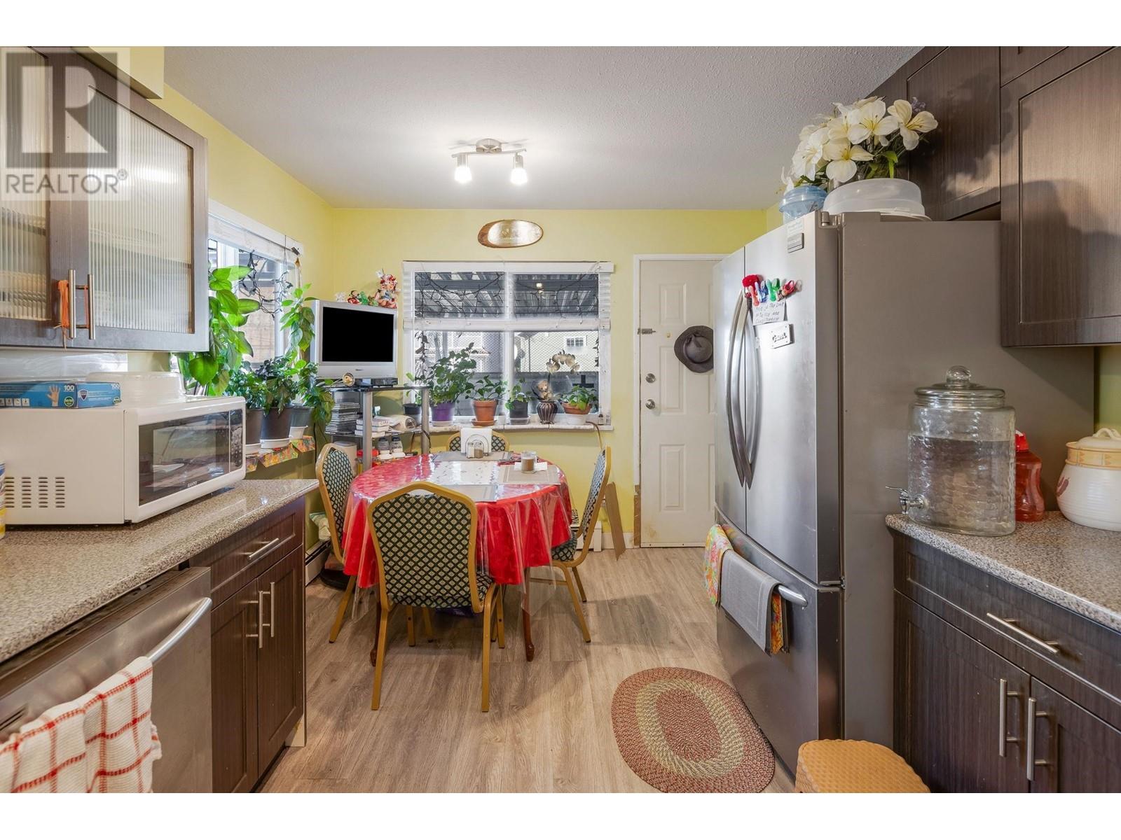 5065 Chambers Street, Vancouver, British Columbia  V5R 3L8 - Photo 7 - R2858872
