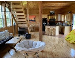 842 South Melville Road