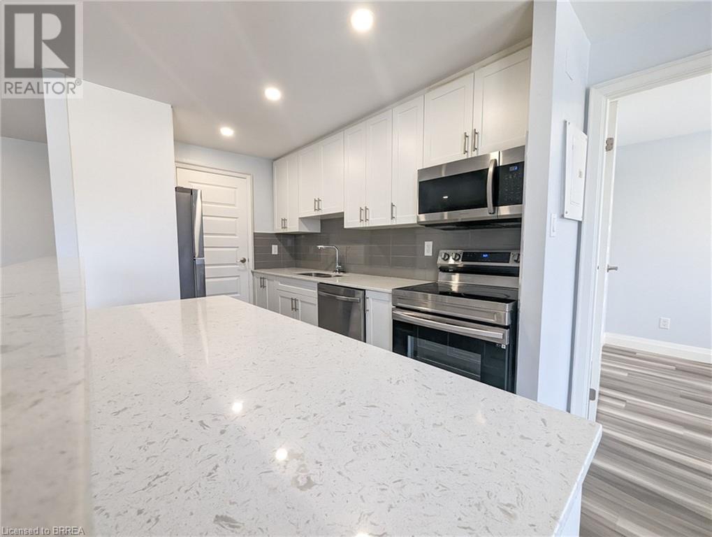 581 Strasburg Road, Kitchener, Ontario  N2E 1P2 - Photo 17 - 40538705