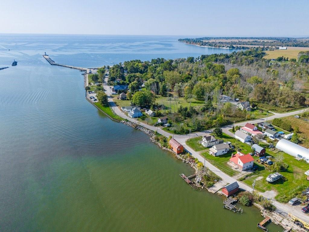 2 Dover Street, Dunnville, Ontario  N1A 2W6 - Photo 3 - H4187811