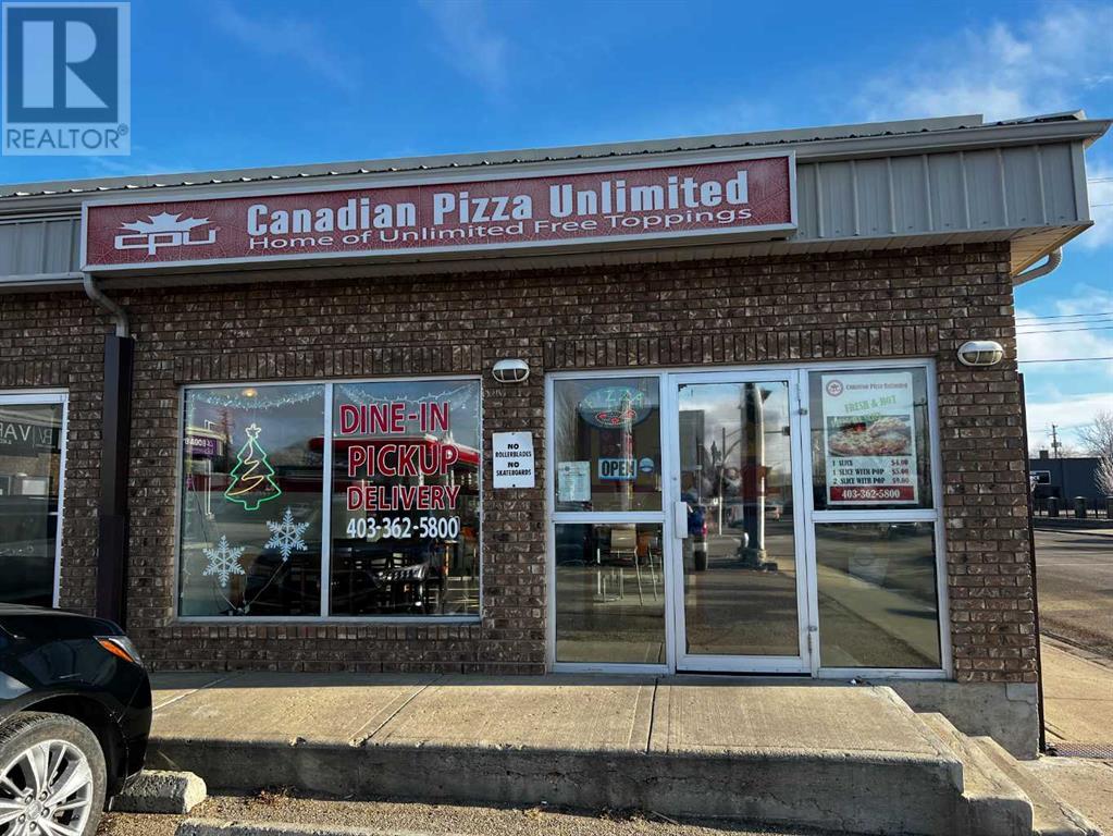 Canadian Pizza D-212 2nd Avenue W, Brooks, Alberta  T1R 1C2 - Photo 2 - A2099803