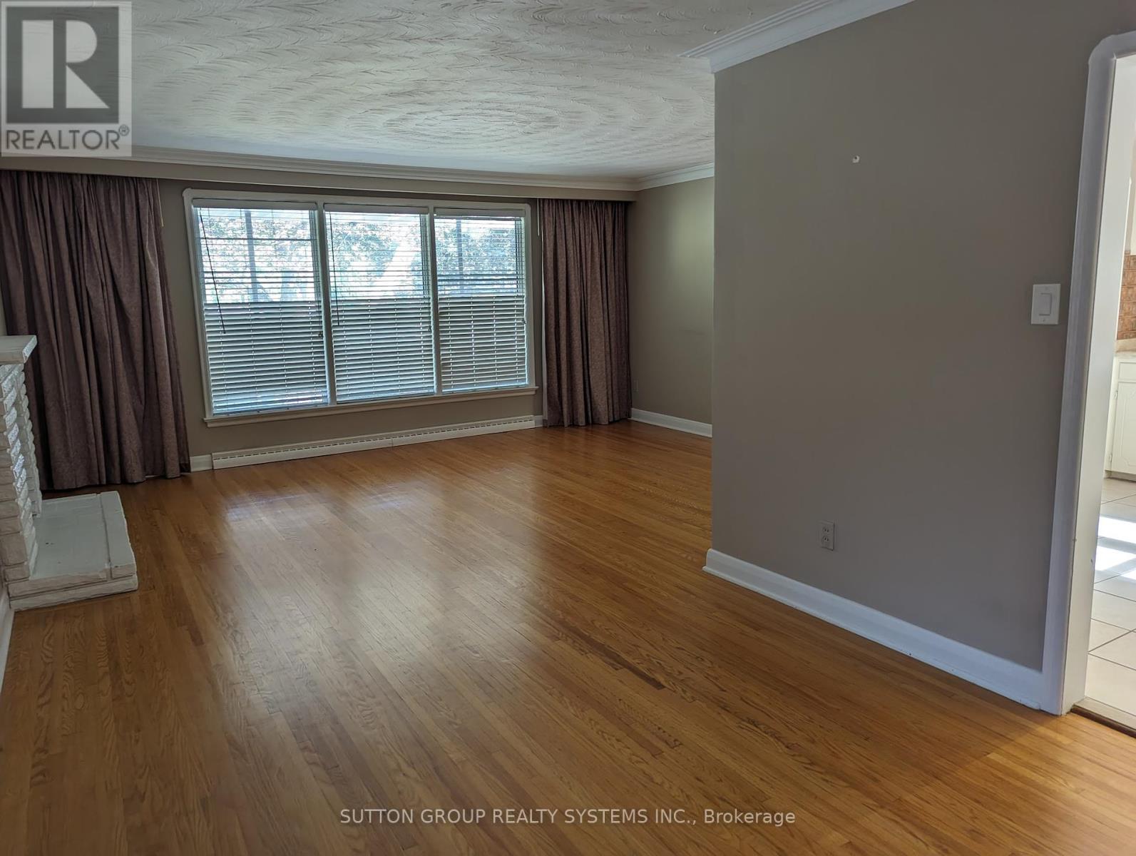 1292 Twin Oaks Dell, Mississauga, Ontario  L5H 3J8 - Photo 10 - W8138736
