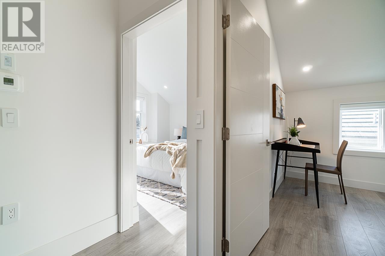 #2 1876 E 49th Avenue, Vancouver, British Columbia  V5P 1T3 - Photo 10 - R2858929