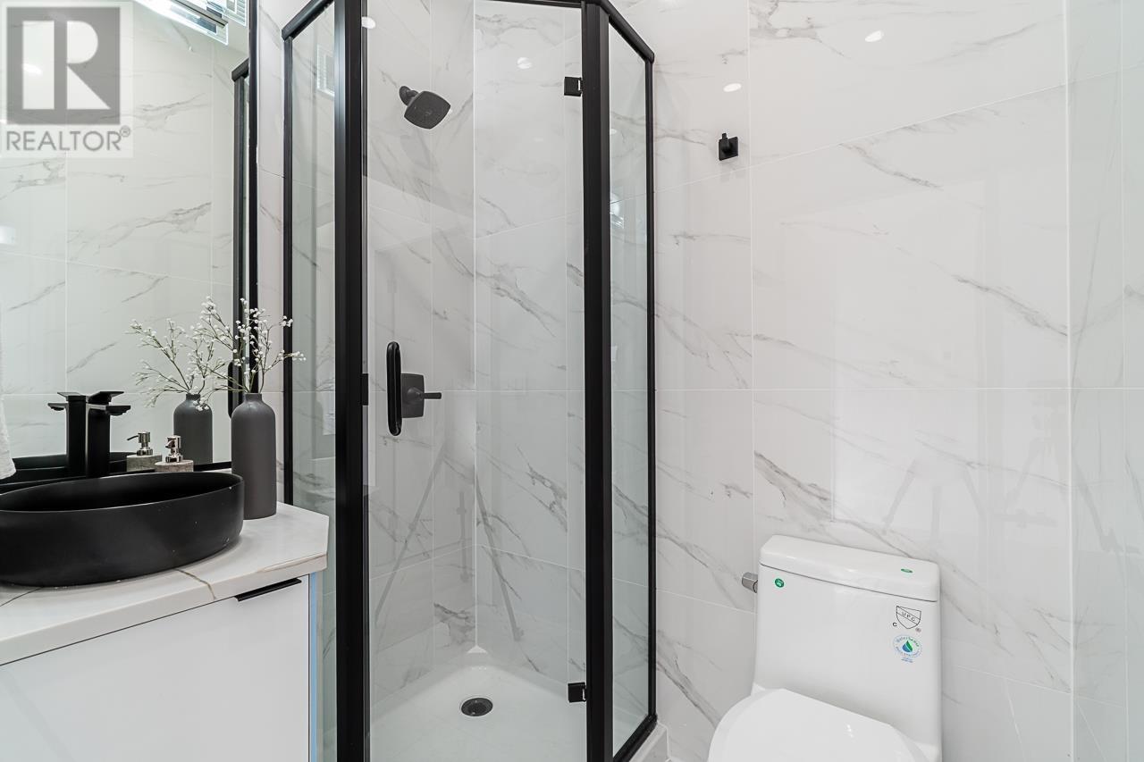 #2 1876 E 49th Avenue, Vancouver, British Columbia  V5P 1T3 - Photo 17 - R2858929