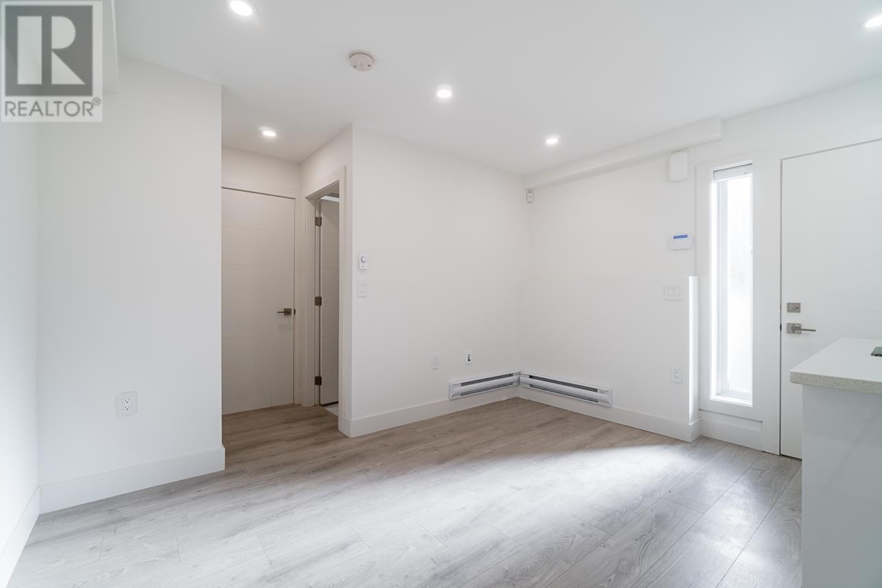 #2 1876 E 49th Avenue, Vancouver, British Columbia  V5P 1T3 - Photo 20 - R2858929