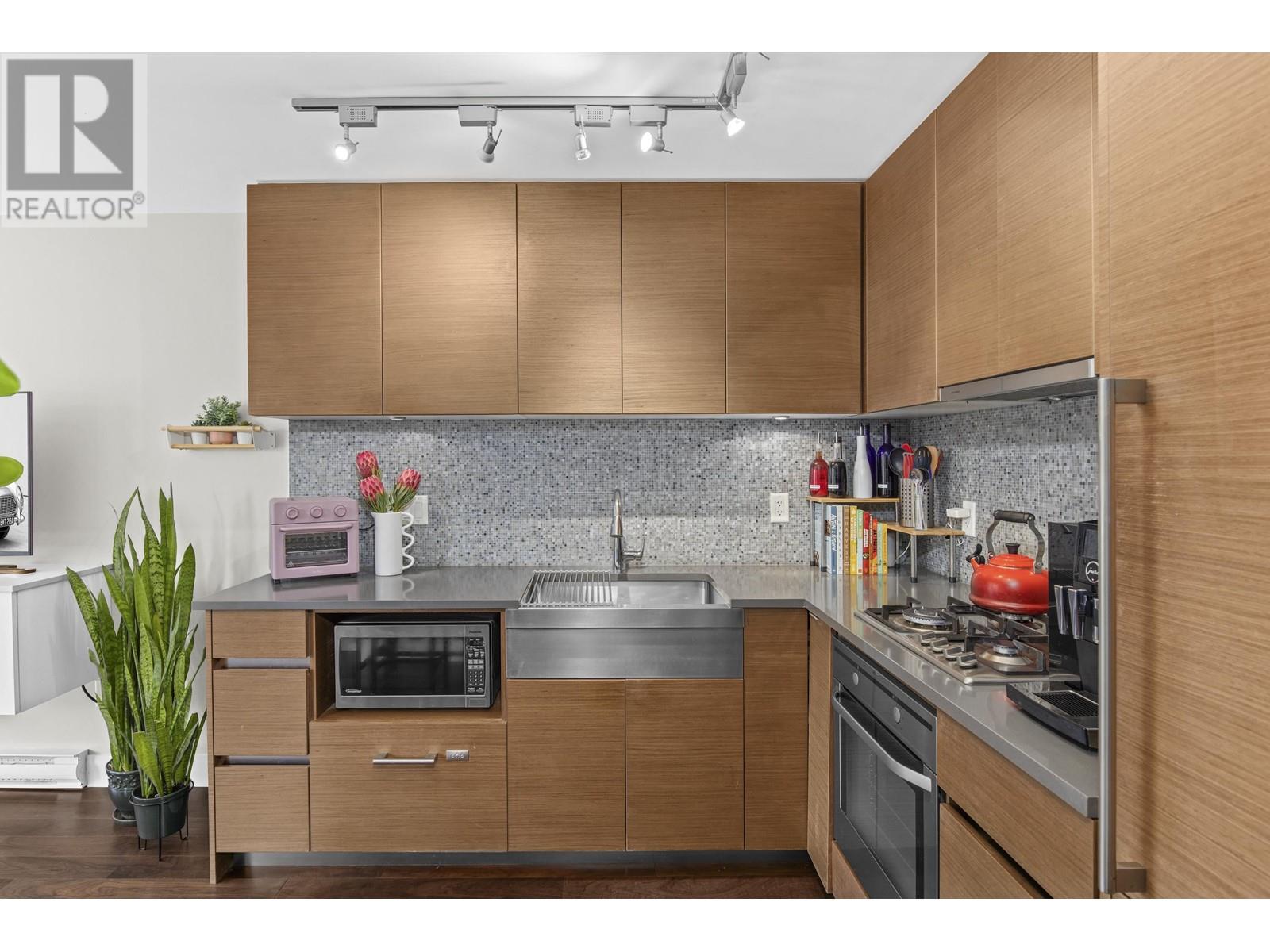 705 565 Smithe Street, Vancouver, British Columbia  V6B 0E4 - Photo 9 - R2858978