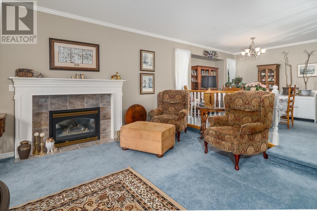 25345 Hilland Avenue, Maple Ridge, British Columbia  V4R 1G3 - Photo 6 - R2859001