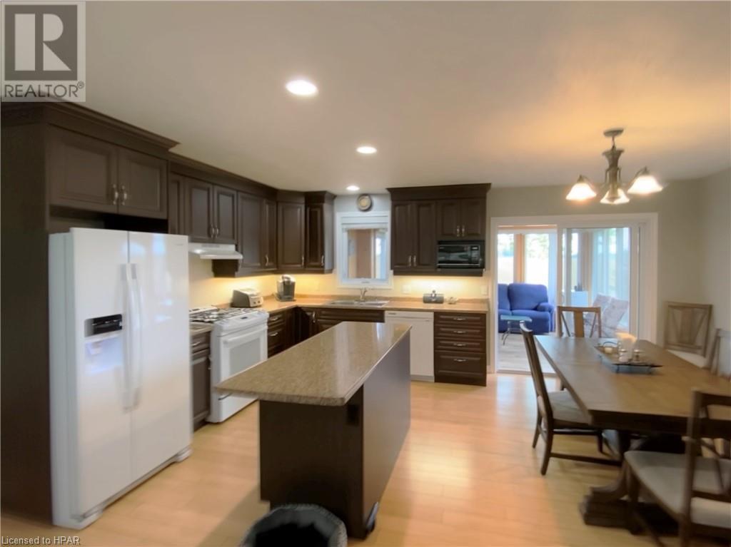 84141 London Road, North Huron, Ontario  N0M 1H0 - Photo 5 - 40553841