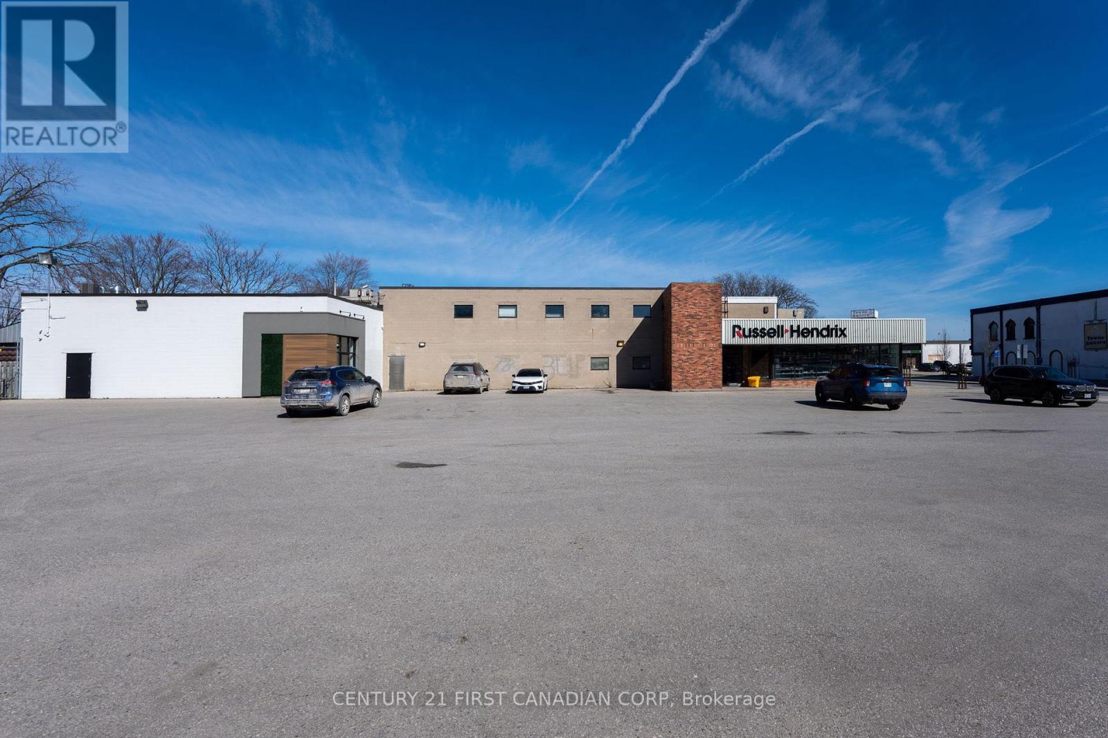 798-812 Dundas St, London, Ontario  N5W 2Z7 - Photo 2 - X8139764