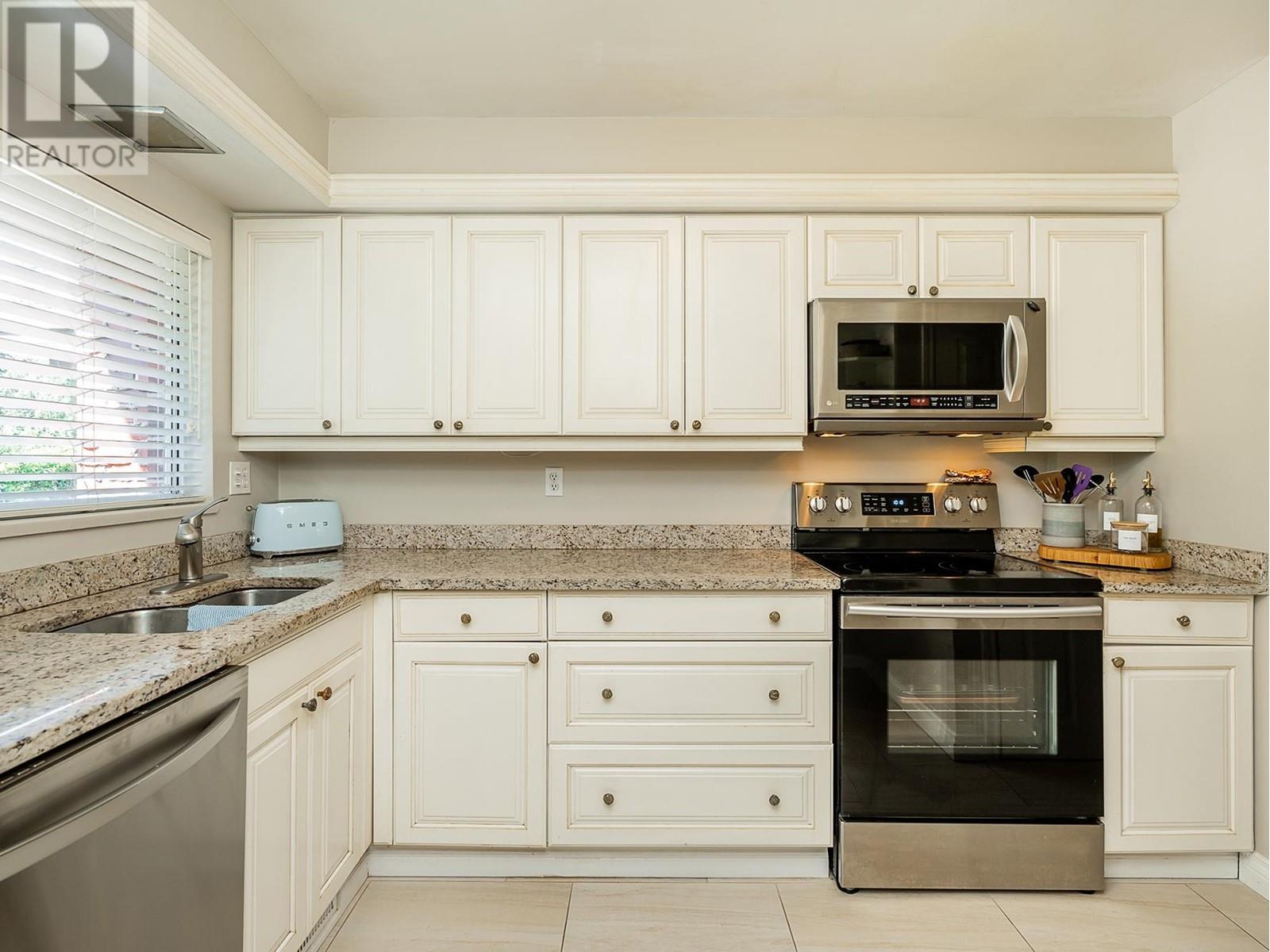 148 3300 Capilano Road, North Vancouver, British Columbia  V7R 4H8 - Photo 11 - R2859107