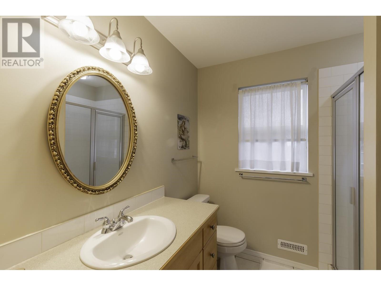 729 Hillcrest Road, Gibsons, British Columbia  V0N 1V9 - Photo 18 - R2859050