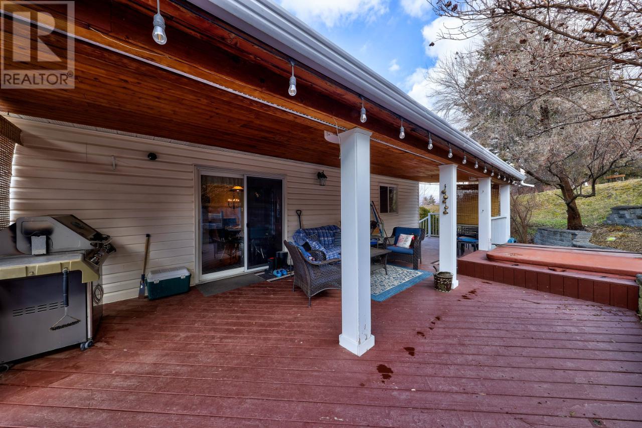 1143 Thompson Ave, Chase, British Columbia  V0E 1M0 - Photo 2 - 177186