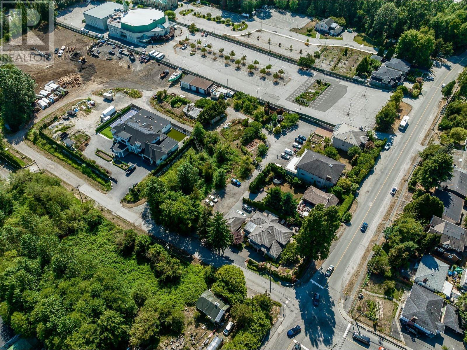 Listing Picture 20 of 23 : 8755 ROYAL OAK AVENUE, Burnaby / 本拿比 - 魯藝地產 Yvonne Lu Group - MLS Medallion Club Member