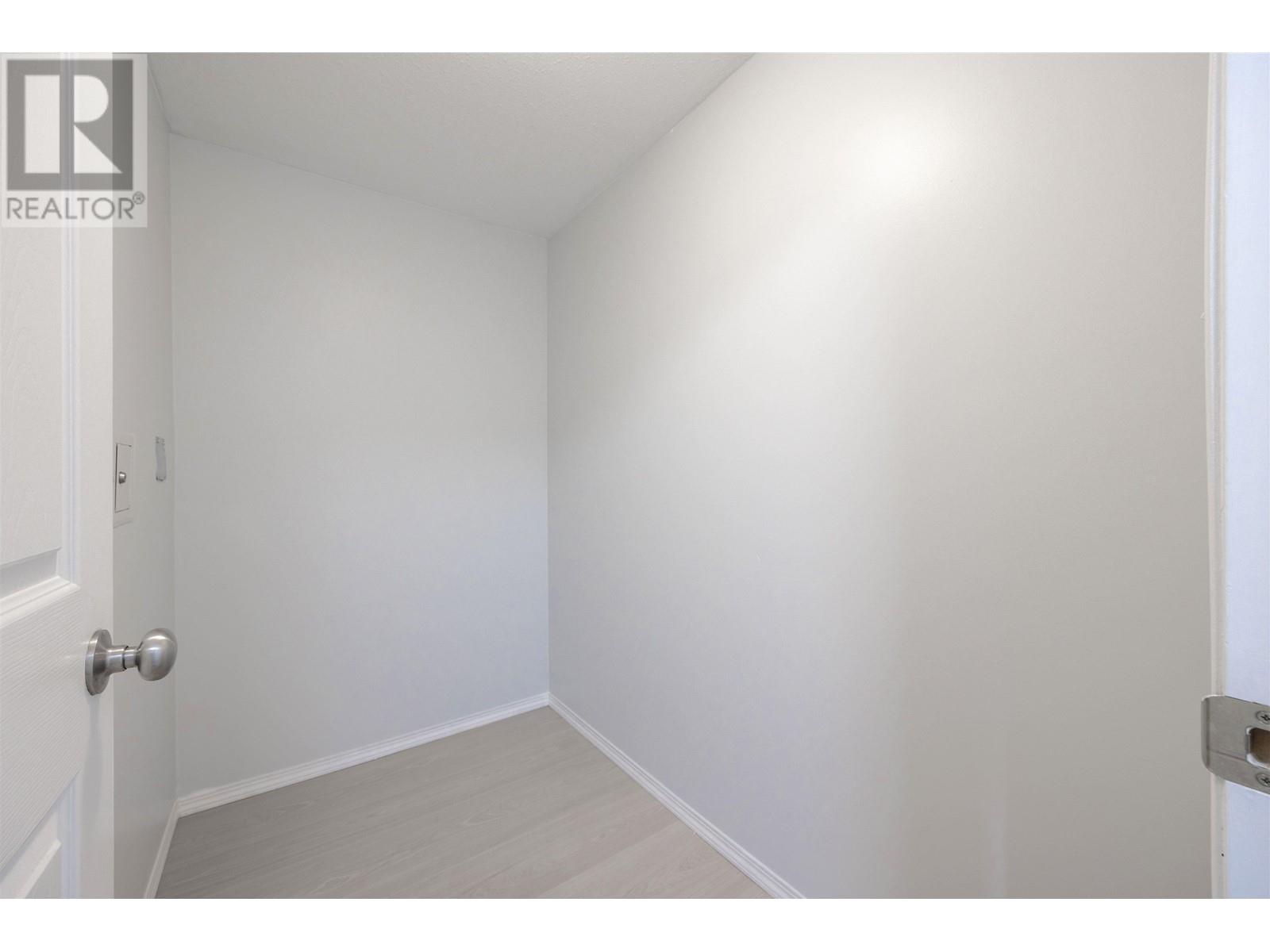 Ph12 5438 Rupert Street, Vancouver, British Columbia  V5R 2K3 - Photo 13 - R2859214