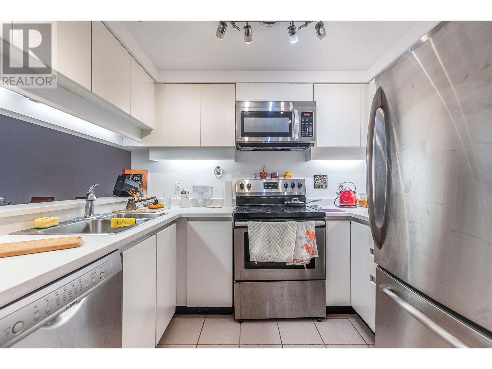 807 1238 Melville Street, Vancouver, British Columbia  V6E 4N2 - Photo 8 - R2859218