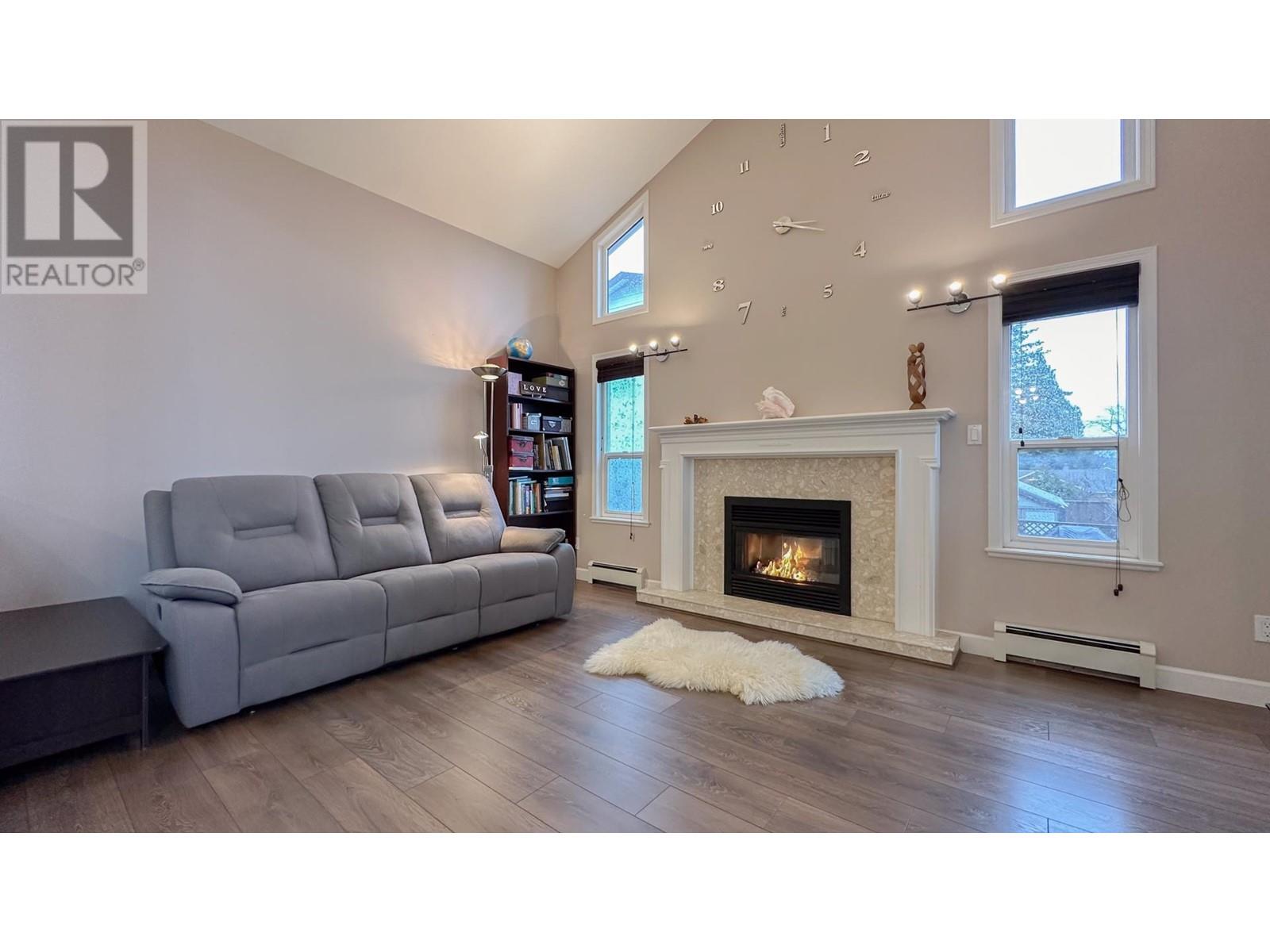 1012 Rochester Avenue, Coquitlam, British Columbia  V3K 2W7 - Photo 9 - R2858861