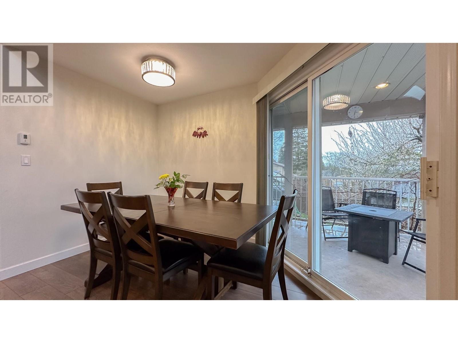 1012 Rochester Avenue, Coquitlam, British Columbia  V3K 2W7 - Photo 12 - R2858861