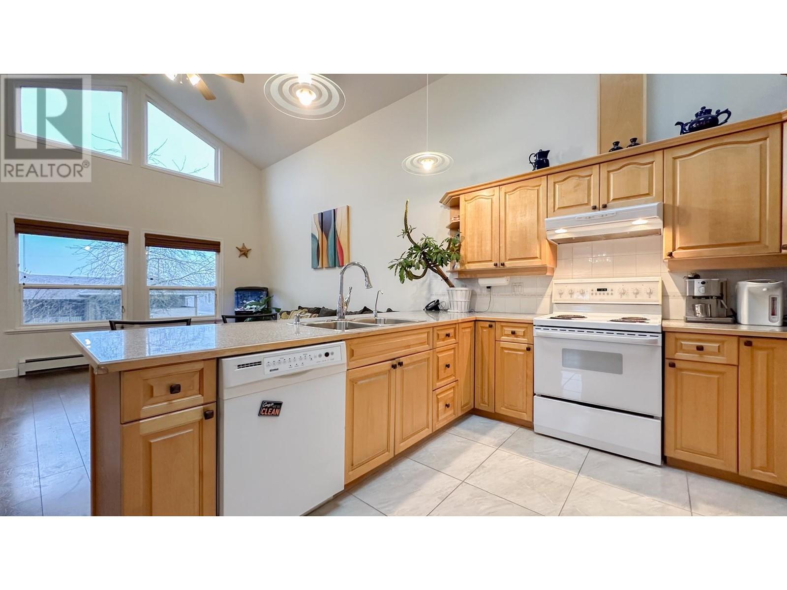 1012 Rochester Avenue, Coquitlam, British Columbia  V3K 2W7 - Photo 14 - R2858861