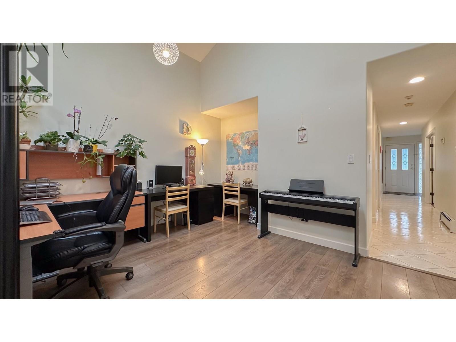 1012 Rochester Avenue, Coquitlam, British Columbia  V3K 2W7 - Photo 18 - R2858861
