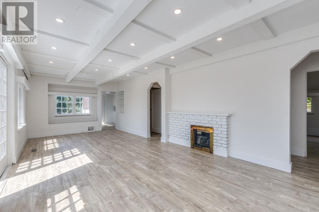 2671 Ottawa Avenue, West Vancouver, British Columbia  V7V 2T6 - Photo 3 - R2858171