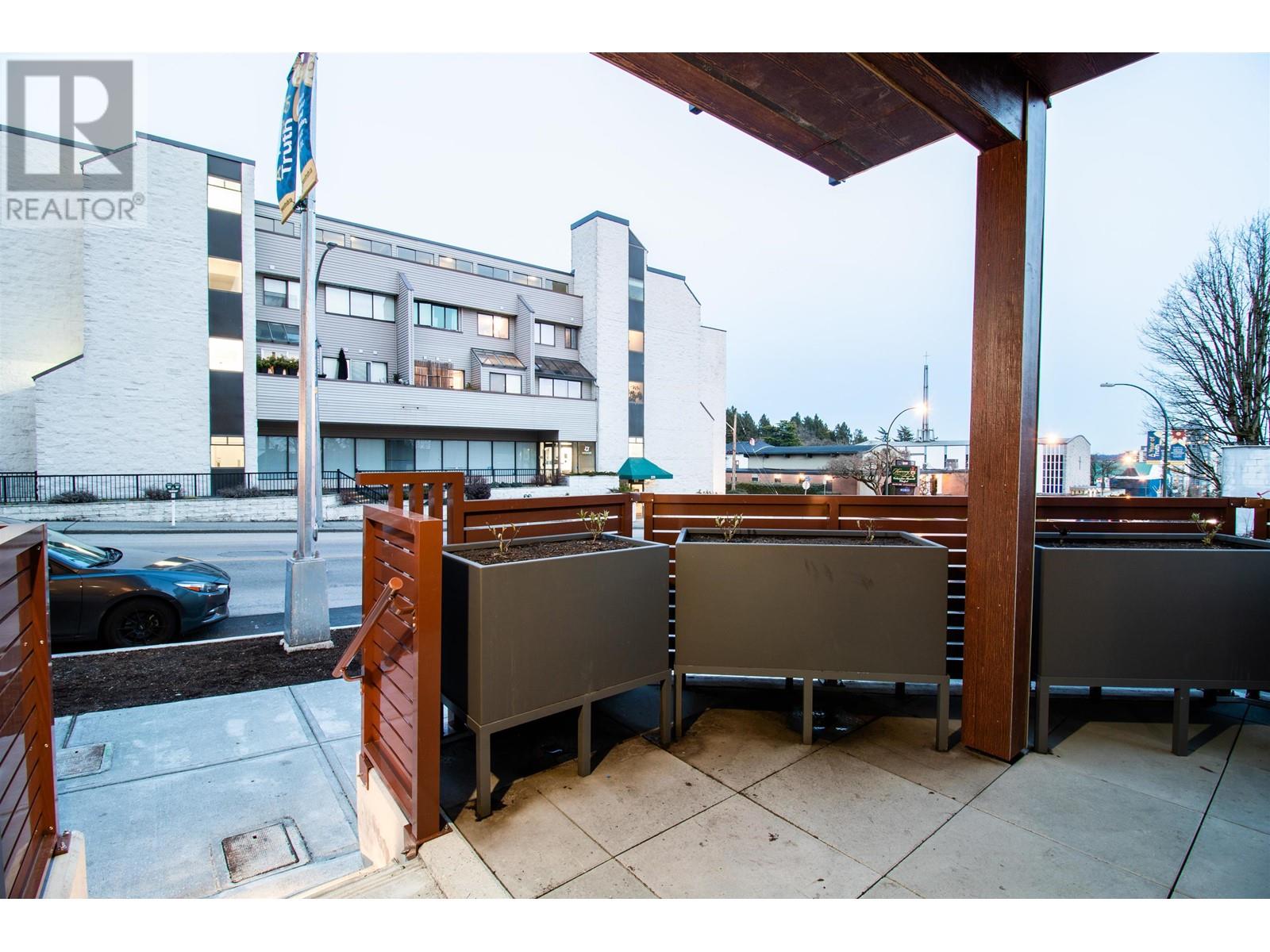 104 232 Sixth Street Street, New Westminster, British Columbia  V3L 3A4 - Photo 3 - R2858852