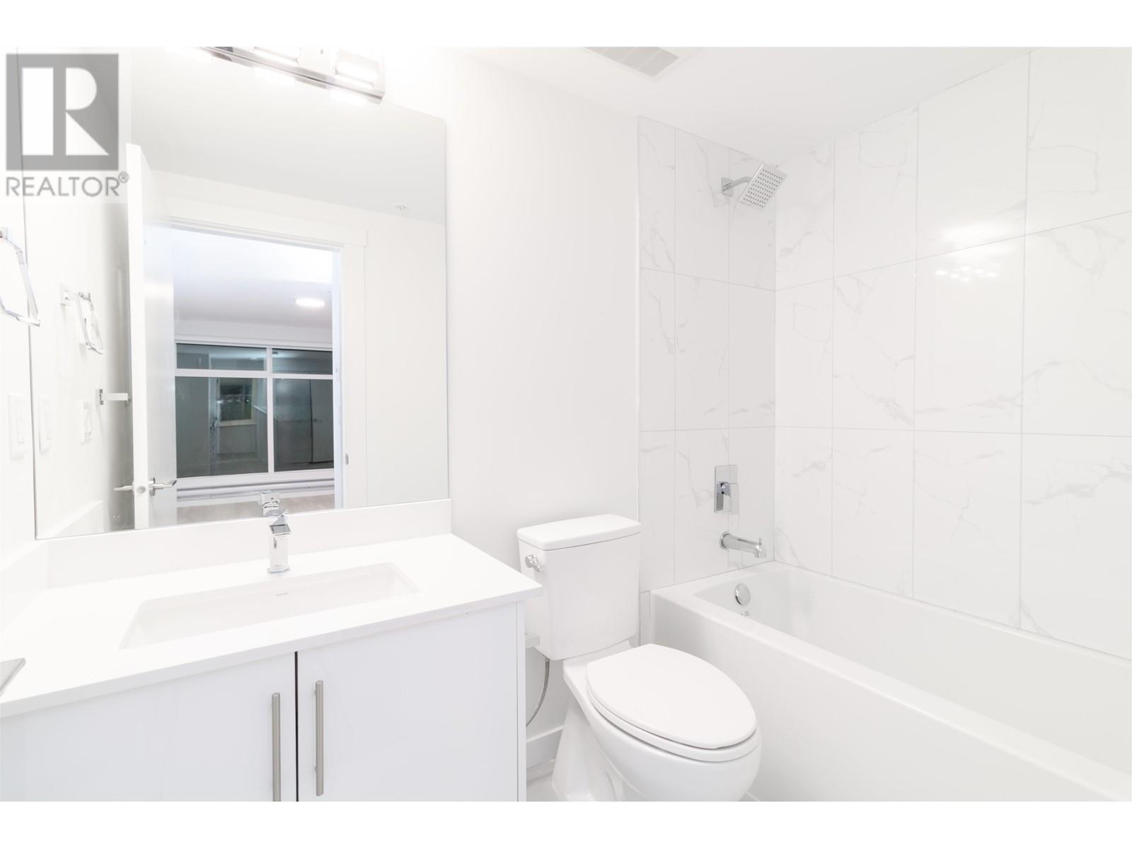 104 232 Sixth Street Street, New Westminster, British Columbia  V3L 3A4 - Photo 11 - R2858852